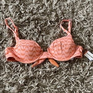 Dippin' Daisy's Orange Wave Bikini Top size XS